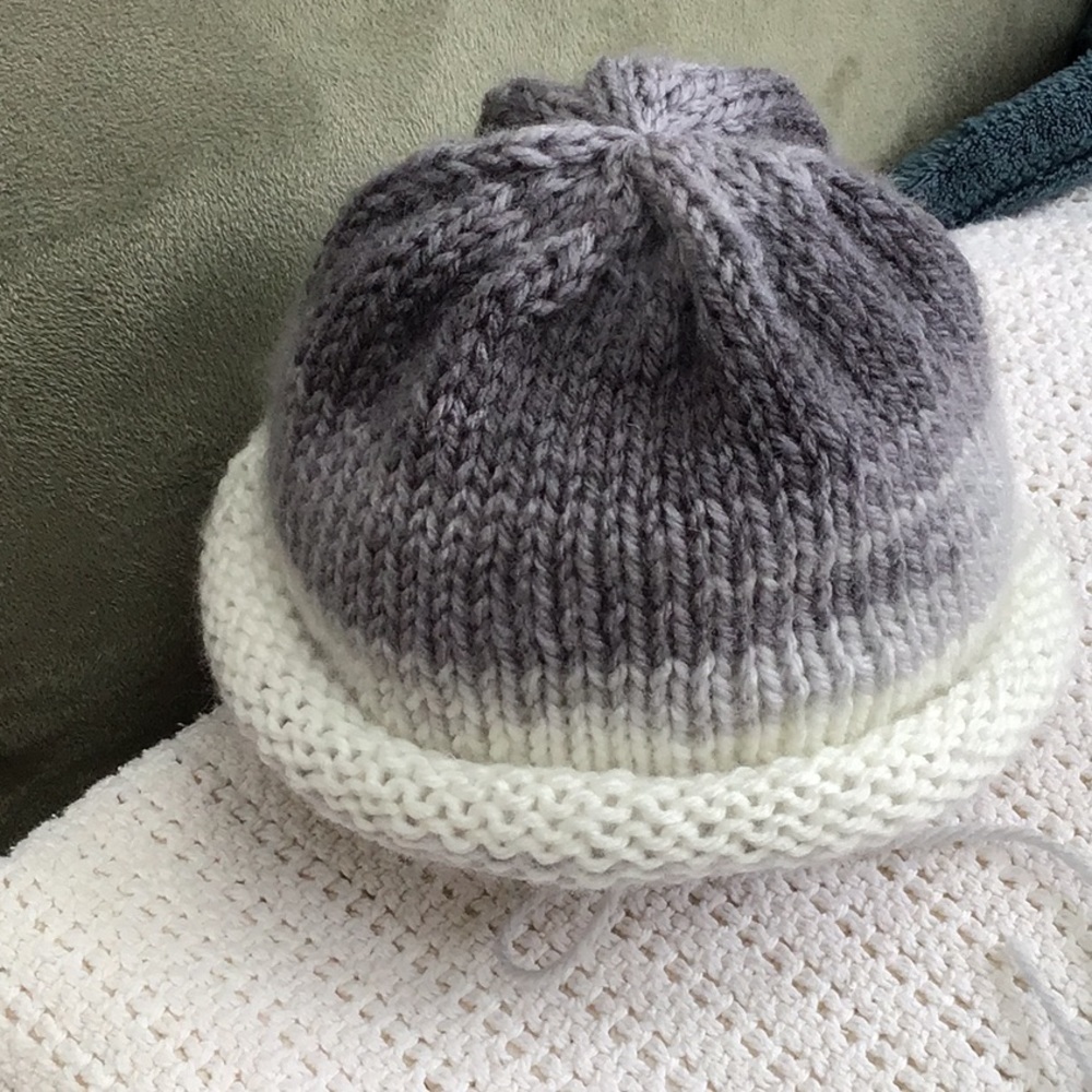 💞💞💞Infant hat💞💞💞 hand knit